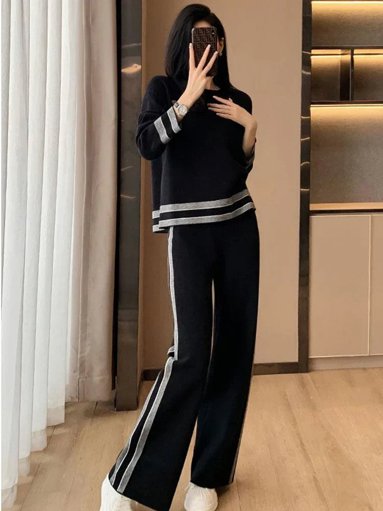 Aubrey™ - Comfortable Loose Striped Long Sleeved Tracksuit Set