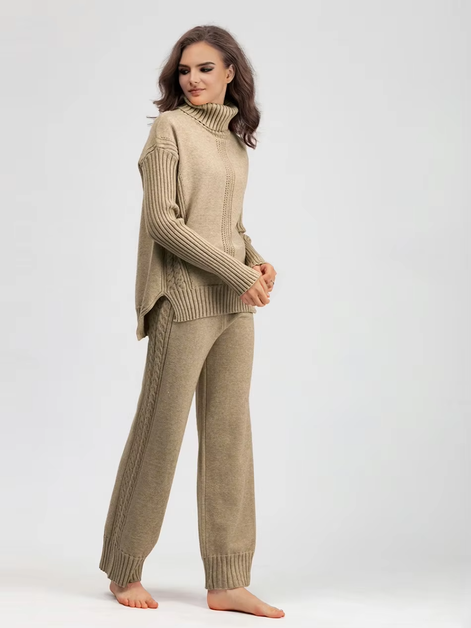 Scarlett™ - Stylish High-Neck Pullover Knitted Set