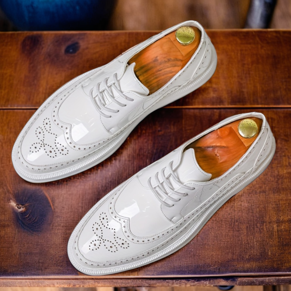 Hendrix Wingtip Brogue Lace-Up Shoes