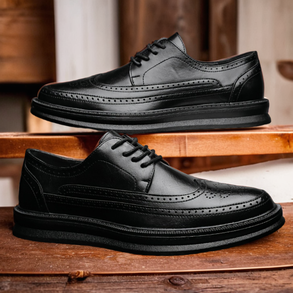 Hendrix Wingtip Brogue Lace-Up Shoes