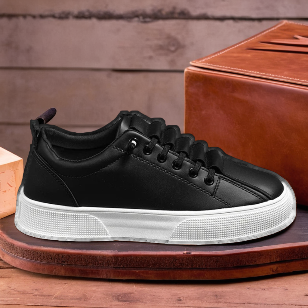 Blackstone Leather Sneakers